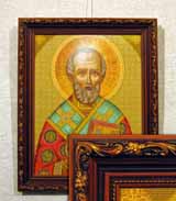 Вышивка «Николай угодник» 34,2х26,5
(антиблик стекло, оргалит, установка, натяжка, рама)
